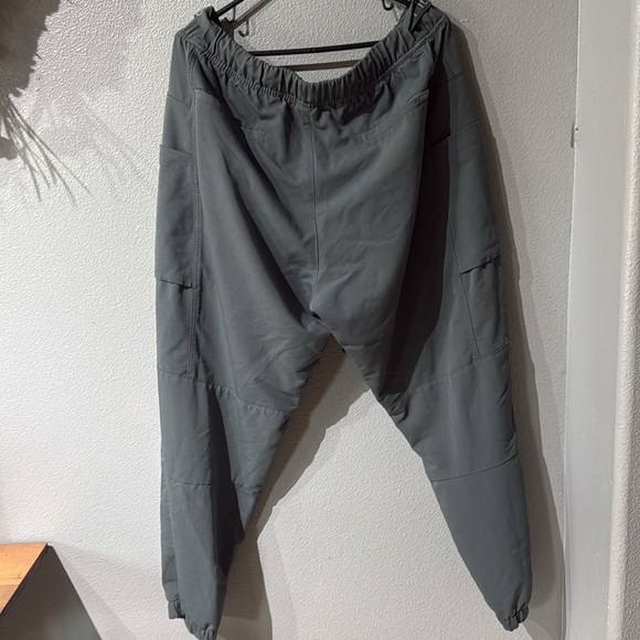 Figs Green Women’s Scrub Set. Large. Excellent condition. - Picture 5 of 5